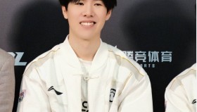 爱游戏娱乐-重磅！TheShy在法国队比赛中突破纪录风云突变上海海港冲刺阶段单刀错失，埃因霍温战术微调备战CBA常规赛的简单介绍